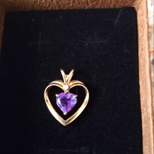 Vintage 10k Gold & Amethyst Heart Pendant.